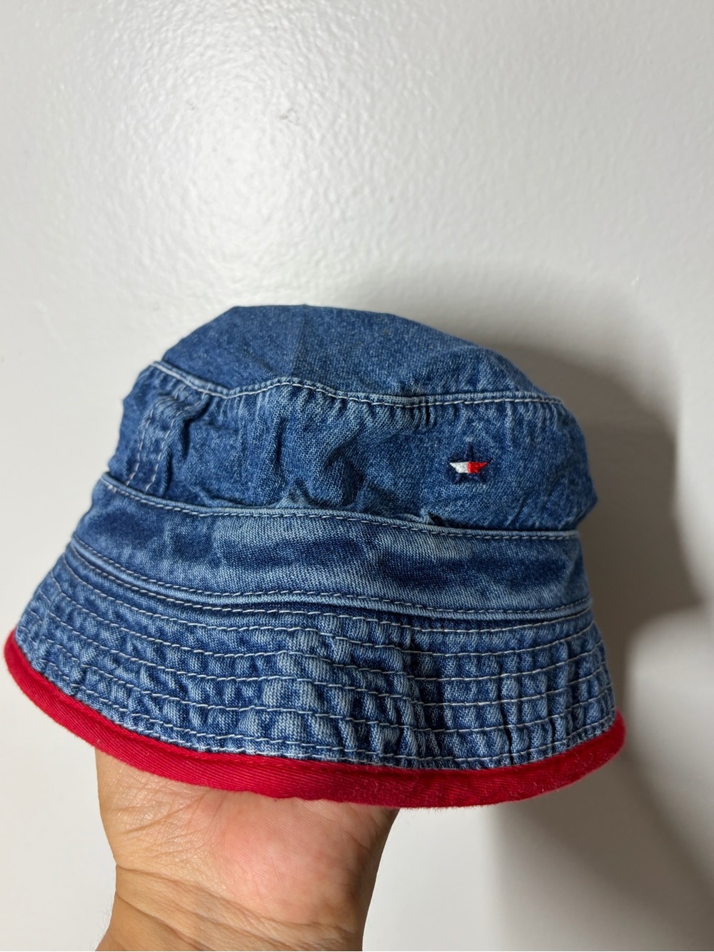 Vintage Tommy Hilfiger baby hat size small
